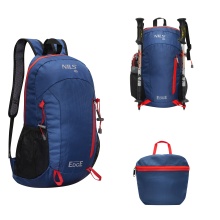 Nils Camp Wanderrucksack NC1724 Edge (leicht, für Tagestouren) dunkelblau 22 Liter