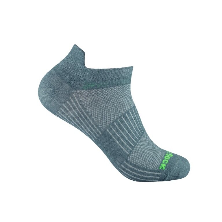 Wrightsock Sportsocken Sneaker Coolmesh II (mit Stabilisierungsfunktion) stahlgrau/blau - 1 Paar